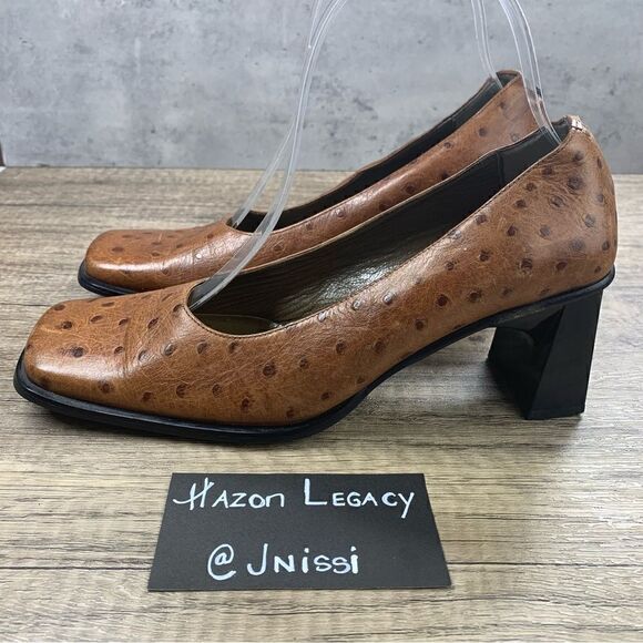 MILA PAOLI~Vtg 90s Italian Leather Square Toe Chunky Brown Heels~Size 7 - Picture 1 of 9